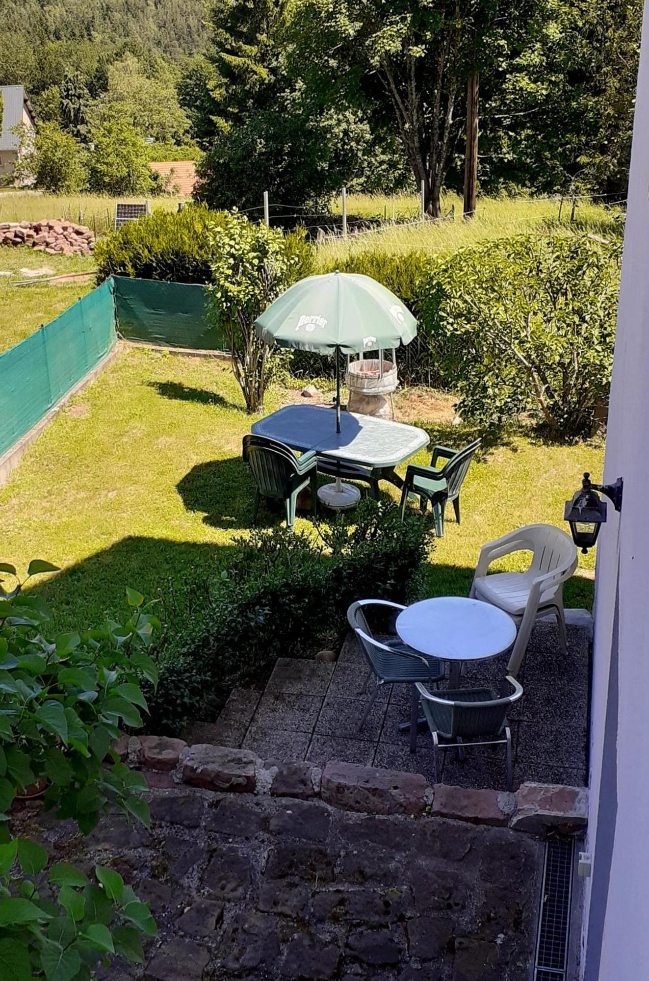 gîte La Belle Vue La Hoube Extérieur photo